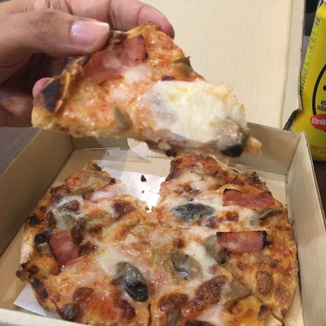 Prosciutto-Funghi-PizzaKing